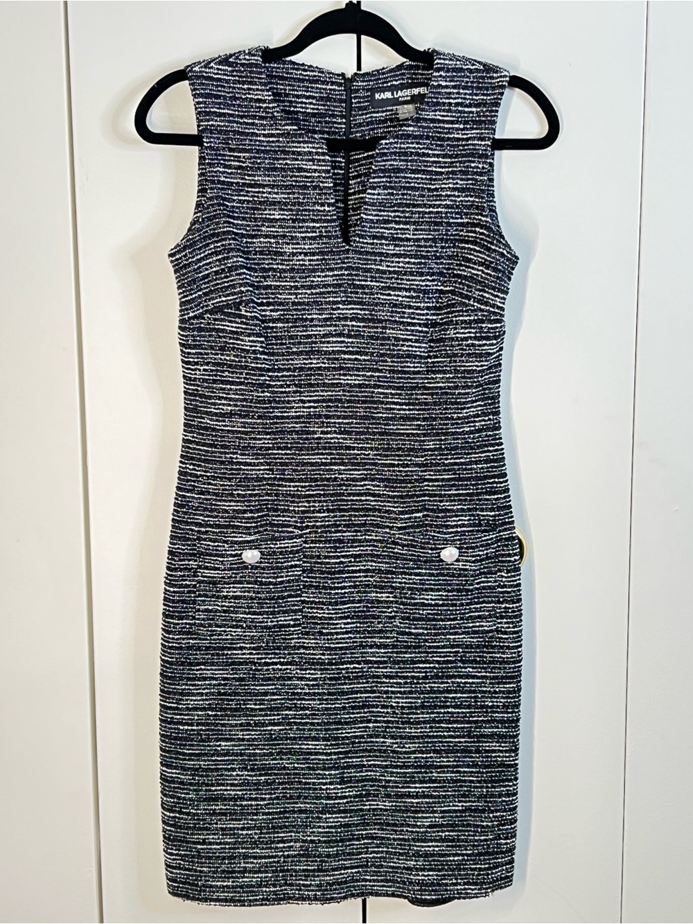 KARL LAGERFELD Paris women’s size 2 Sleeveless